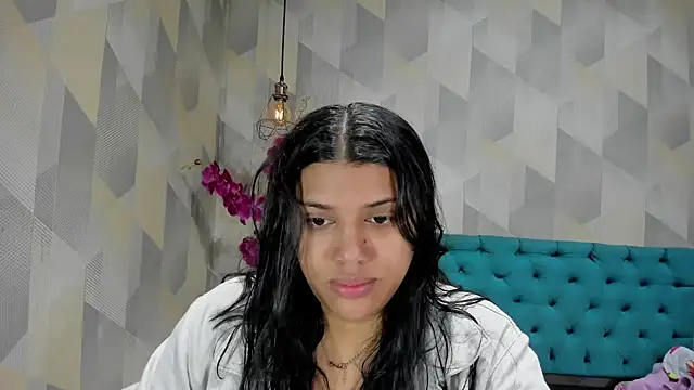 LindaBreeS online show from October 8, 1:31 pm