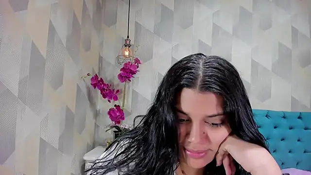 LindaBreeS online show from October 9, 2:04 pm