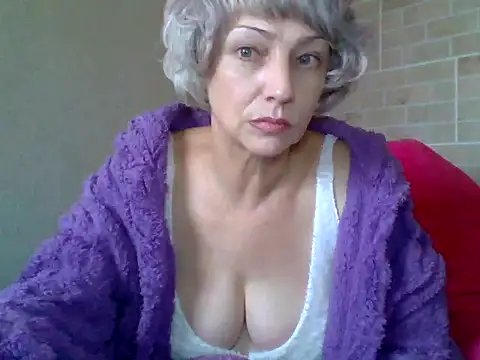Snapshot of Lorie_Carrie chatting on December 26, 10:48 am Lorie Carrie online show from December 26, 10:48 am
