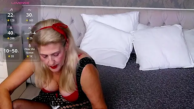 ElenaJuarez online show from October 9, 4:16 pm