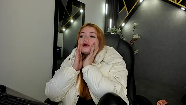 Snapshot of almma_shy chatting on January 20, 2:14 pm almma shy online show from January 20, 2:14 pm