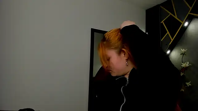 Snapshot of almma_shy chatting on January 23, 3:22 pm almma shy online show from January 23, 3:22 pm