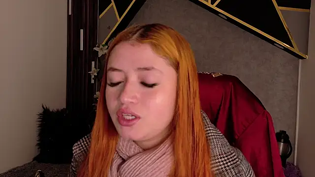 Snapshot of almma_shy chatting on February 18, 3:21 pm almma shy online show from February 18, 3:21 pm
