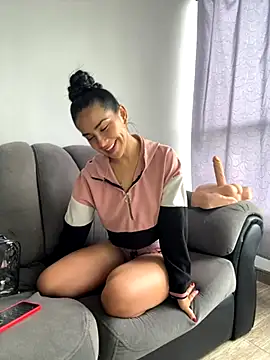 Nikothyna online show from November 19, 4:18 pm