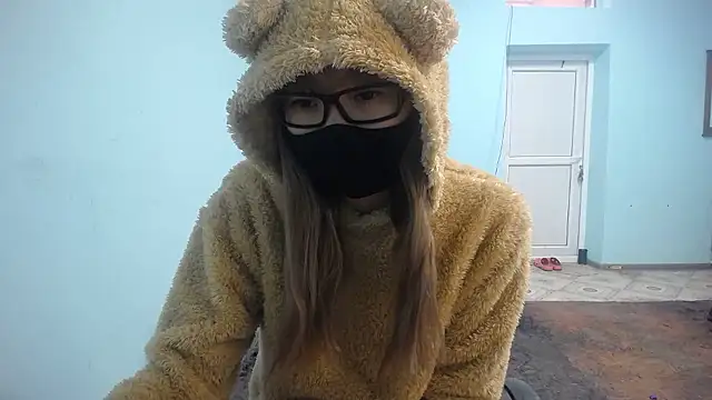 elllaaxx online show from December 7, 6:54 am