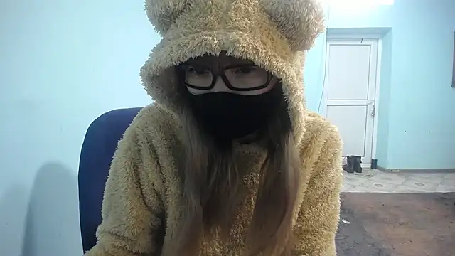 elllaaxx online show from December 8, 4:46 am