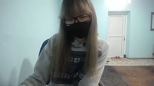 elllaaxx online show from December 15, 3:56 am