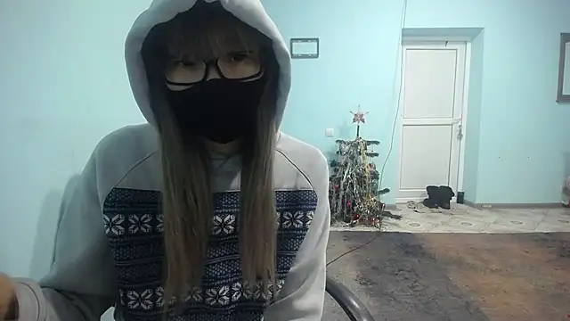 elllaaxx online show from December 15, 11:12 am