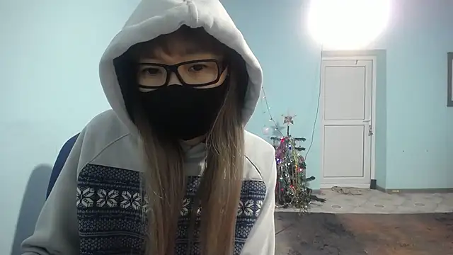 elllaaxx online show from December 24, 4:22 am