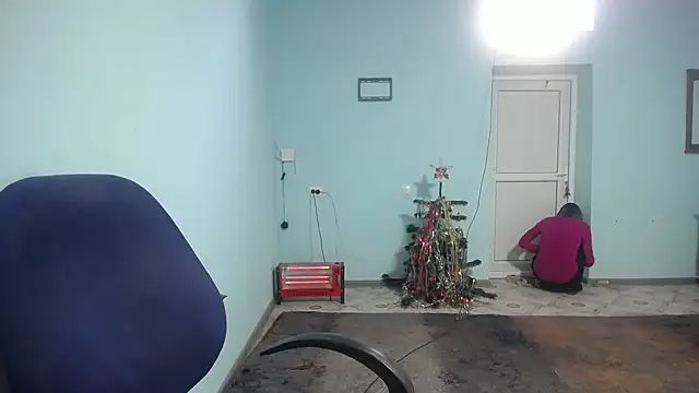 elllaaxx online show from December 27, 7:51 am