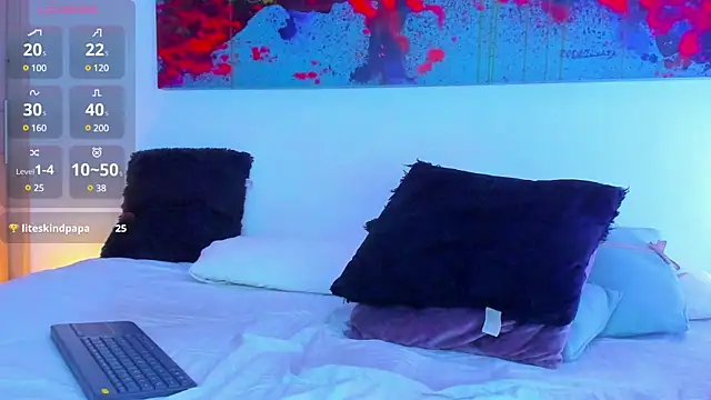 Snapshot of arminjones1 chatting on February 1, 8:29 am arminjones1 online show from February 1, 8:29 am