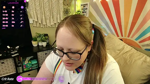 Snapshot of AmyAphrodite chatting on February 22, 4:51 am AmyAphrodite online show from February 22, 4:51 am