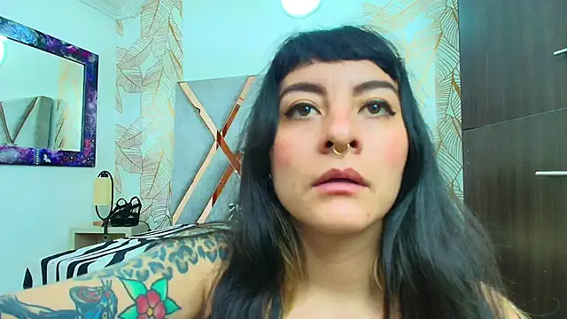 Snapshot of Naughty_Kittenm chatting on February 17, 11:07 am Naughty Kittenm online show from February 17, 11:07 am