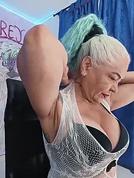 freyadevil333 online show from March 22, 12:19 pm