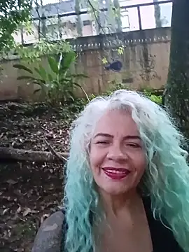 freyadevil333 online show from May 18, 10:32 am