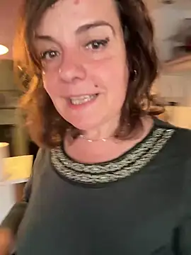 Sunbelxx online show from May 6, 7:46 am