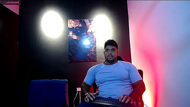 Big furry bear13 online show from January 15, 9:18 pm