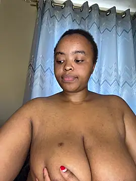 Snapshot of Linahlove chatting on March 10, 10:09 am Linahlove online show from March 10, 10:09 am