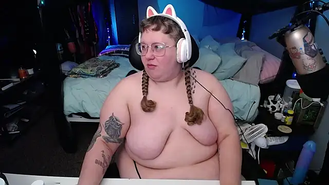 FatVeronica online show from February 20, 10:27 am