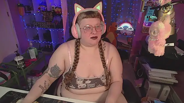 FatVeronica online show from March 18, 12:08 pm