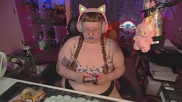 FatVeronica online show from March 27, 4:29 pm