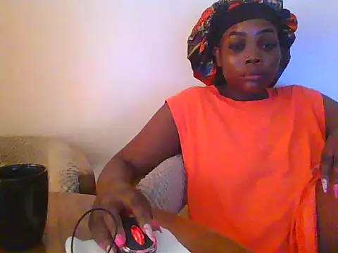 Snapshot of HOTKIKI24 chatting on March 13, 11:39 am HOTKIKI24 online show from March 13, 11:39 am