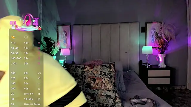 Snapshot of Ezraa1 chatting on October 7, 6:54 am Ezraa1 online show from October 7, 6:54 am