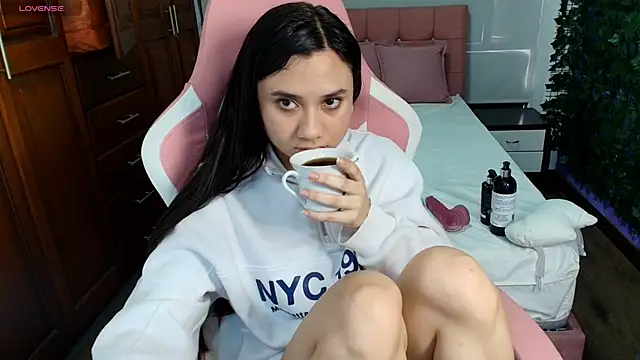 emmars  online show from September 12, 11:54 am