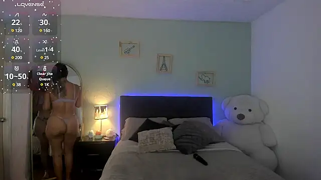 Snapshot of kristen_kassi chatting on January 17, 3:45 am kristen kassi online show from January 17, 3:45 am