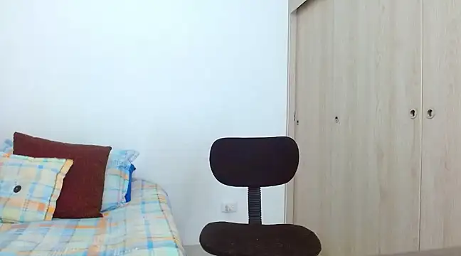 Snapshot of flint_ryan chatting on February 25, 2:11 pm flint ryan online show from February 25, 2:11 pm