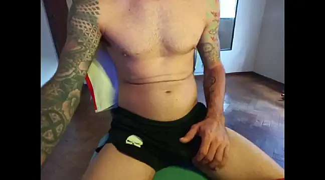 Snapshot of rumplstink chatting on January 22, 10:05 pm rumplstink online show from January 22, 10:05 pm