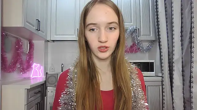 Snapshot of leslie_my_lovee chatting on December 22, 10:58 pm leslie my lovee online show from December 22, 10:58 pm