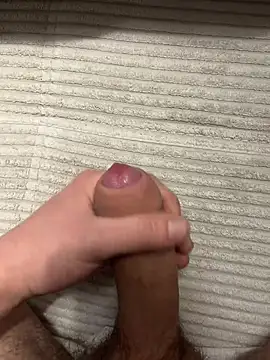 Snapshot of couple_1999 chatting on December 15, 3:31 pm couple 1999 online show from December 15, 3:31 pm