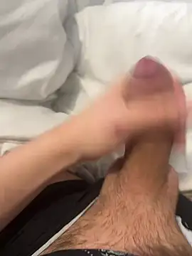 Snapshot of couple_1999 chatting on January 4, 12:49 pm couple 1999 online show from January 4, 12:49 pm