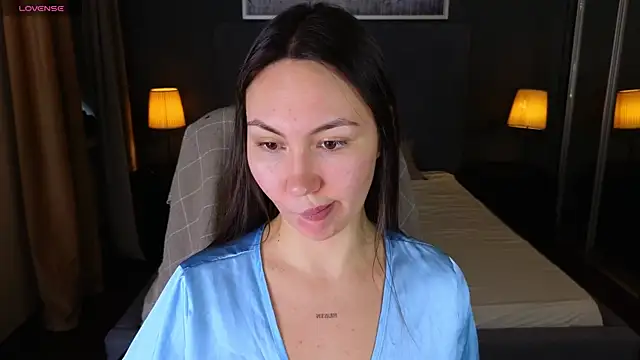 GIGI BENNET online show from January 7, 9:18 am