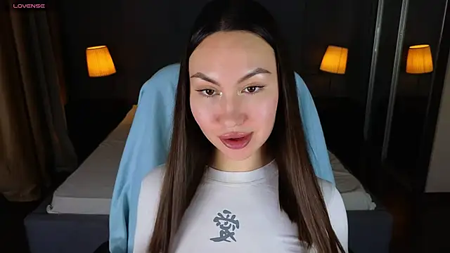 GIGI BENNET online show from January 21, 8:52 am