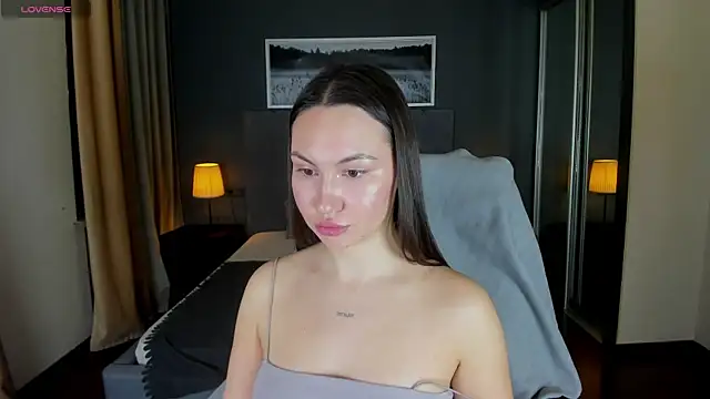 GIGI BENNET online show from January 25, 5:51 am
