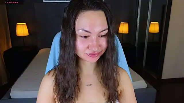 GIGI BENNET online show from January 27, 5:36 am