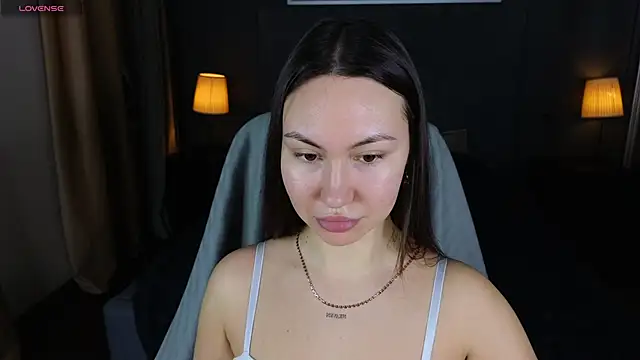 GIGI BENNET online show from February 20, 5:23 am