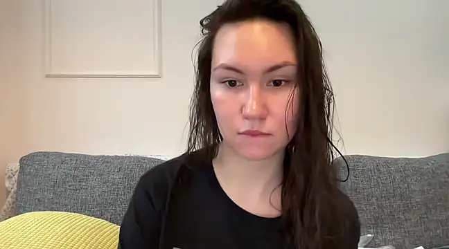 GIGI BENNET online show from March 6, 11:47 am