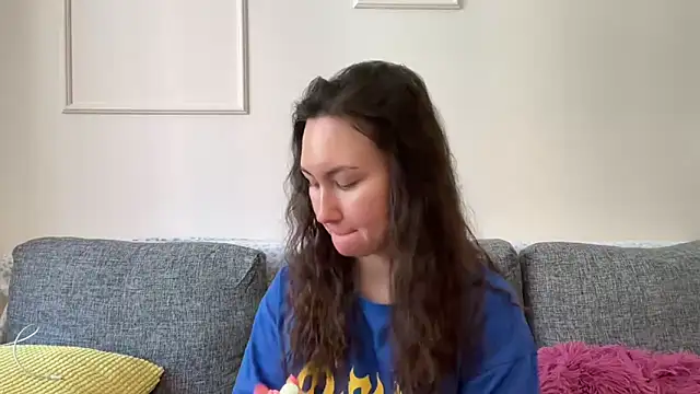 GIGI BENNET online show from March 17, 8:07 am