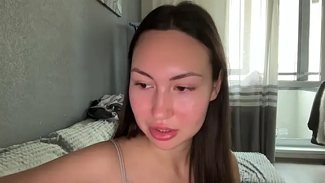 GIGI BENNET online show from September 14, 5:06 am