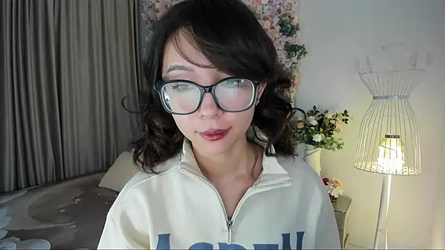 AgnieszkaBanana online show from November 25, 4:12 am