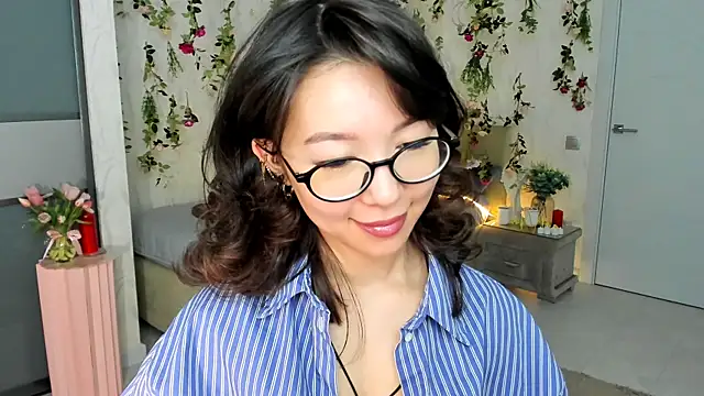 AgnieszkaBanana online show from May 6, 4:08 am