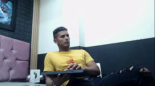 Snapshot of Chris_Dick23 chatting on January 21, 4:43 am Chris Dick23 online show from January 21, 4:43 am