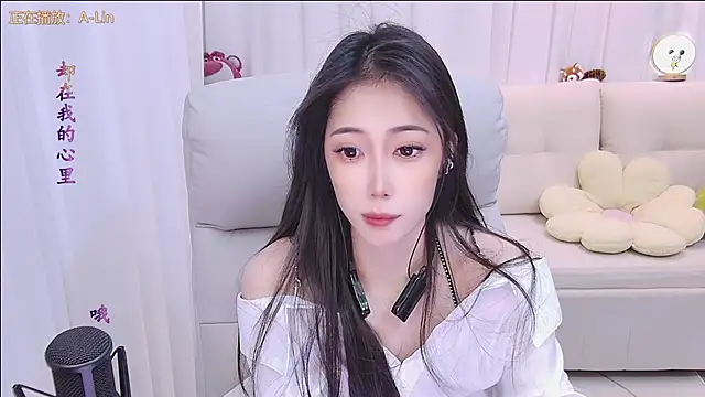 qianduoduo88 online show from December 5, 1:09 pm