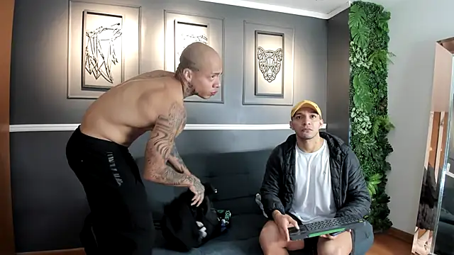 buddys team hots online show from January 8, 5:26 pm