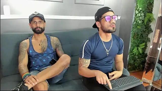 buddys team hots online show from March 6, 1:27 am