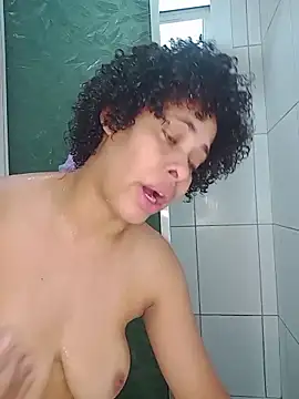 Snapshot of Su_Duarte_1 chatting on March 5, 7:54 pm Su Duarte 1 online show from March 5, 7:54 pm