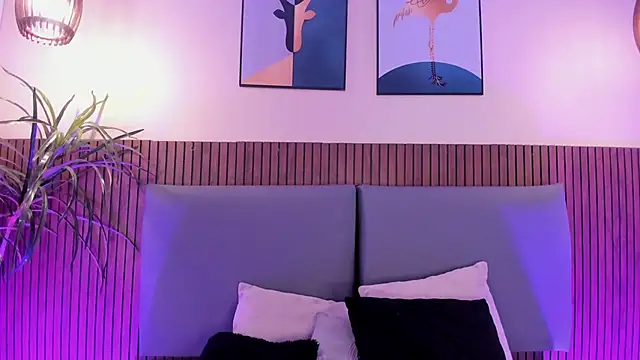 NicolleeEvanss online show from January 12, 12:10 pm